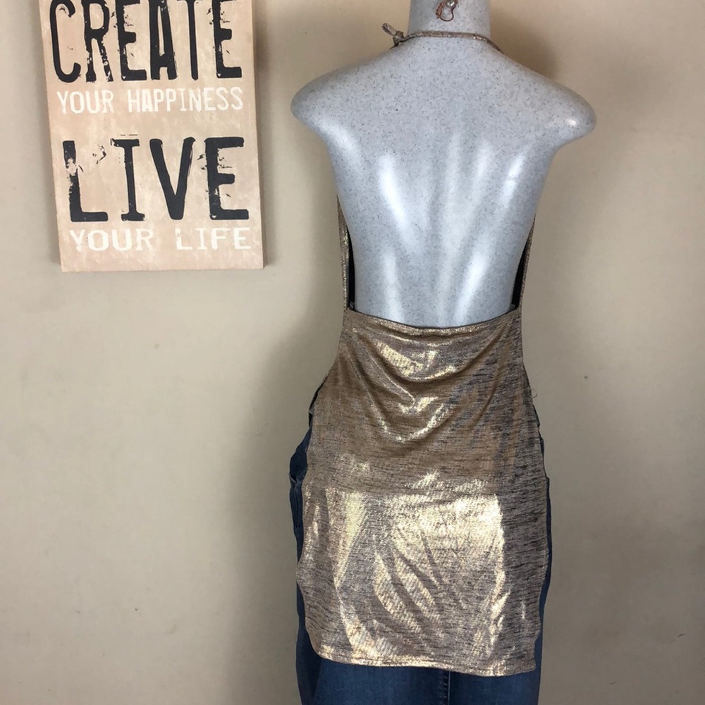 Auditions Shiny Halter Top - Picture 5 of 8